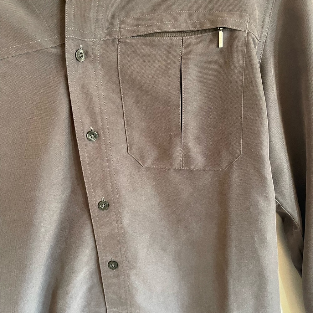 The North Face Men’s Button-Down Shirt – Gray – Size Medium - Picture 4 of 10